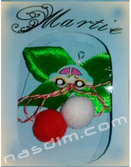 Мэрцишор с машинкой Мэрцишор с машинкой